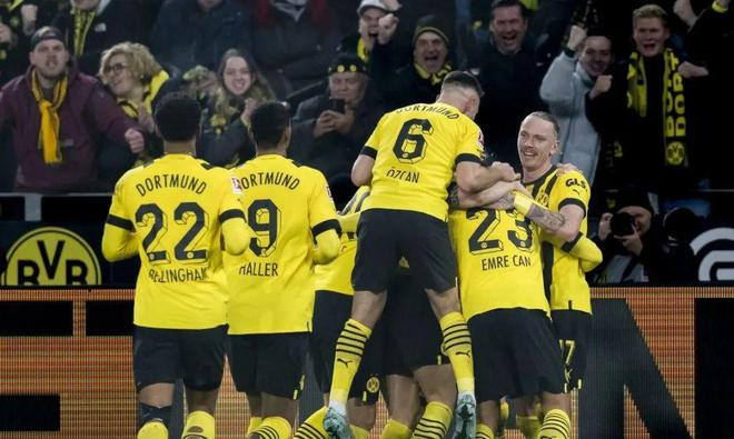 The Vibrant Fan Culture of Borussia Dortmund